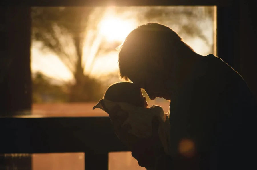 Bonding With Your Baby: Tips and Tricks for New Dads